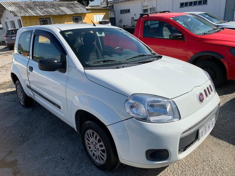 Fiat Uno Vivace 2014 - peças originais usadas com garantia